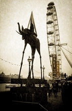 Load image into Gallery viewer, London Eye and Dali